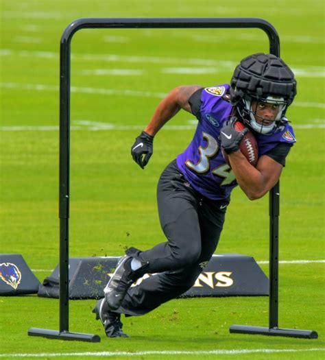 Safety or nickel? Versatile Ravens defender Kyle Hamilton isn’t ready to pin himself to one spot.